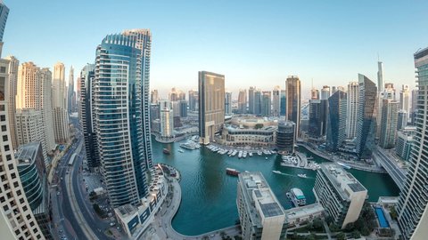 مرفأ ومرسى اليخوت في مارينا دبي, الفن الهندسي المعماري للمباني والمنشآت المطلة على البحر، النمو والتطور العمراني للأبراج وناطحات السحاب في دولة الإمارات العربية المتحدة، معالم دبي السياحية المشهورة، الواجهة البحرية المطلة على ساحل الخليج العربي