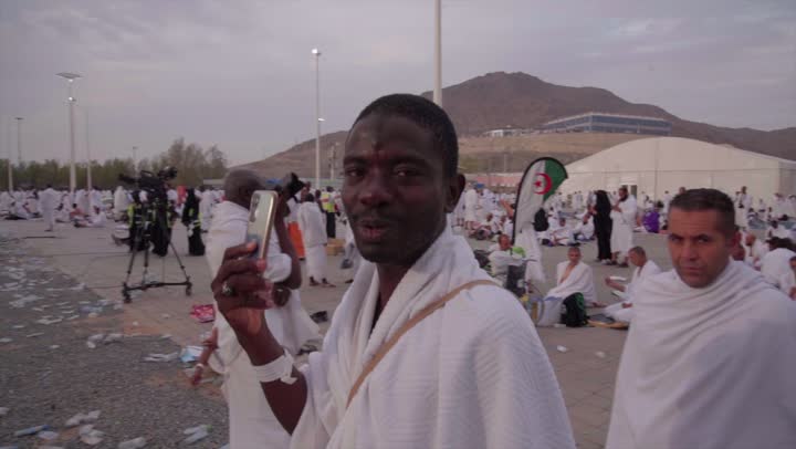 Performing the rituals of Hajj on the Day of Arafah, a destination for Muslims from around the world, a sacred Islamic religious site in the Kingdom of Saudi Arabia, crowds of pilgrims on Mount Arafat, the concept of worship and drawing closer to God, pilgrims and Umrah performers in Mecca.