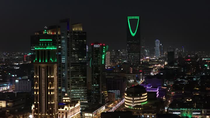 برج فندق نارسيسوس في مدينة الرياض في المملكة العربية السعودية، الفن الهندسي المعماري للأبراج وناطحات السحاب على الطراز الحديث، المدن والمعالم السياحية المشهورة، التقدم والتطور في عمارة المباني