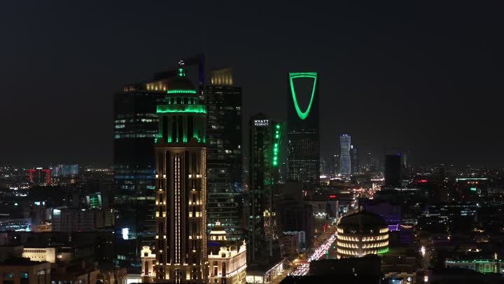 برج فندق نارسيسوس في مدينة الرياض في المملكة العربية السعودية، الفن الهندسي المعماري للأبراج وناطحات السحاب على الطراز الحديث، المدن والمعالم السياحية المشهورة، التقدم والتطور في عمارة المباني