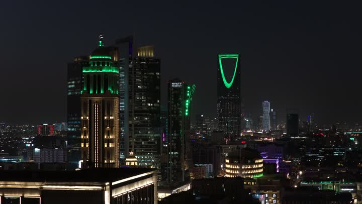 برج فندق نارسيسوس في مدينة الرياض في المملكة العربية السعودية، الفن الهندسي المعماري للأبراج وناطحات السحاب على الطراز الحديث، المدن والمعالم السياحية المشهورة، التقدم والتطور في عمارة المباني