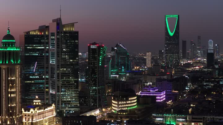 The Narcissus Hotel Tower in Riyadh, Saudi Arabia, showcases the architectural engineering art of modern-style towers and skyscrapers, famous cities and tourist attractions, and the progress and development in building architecture.