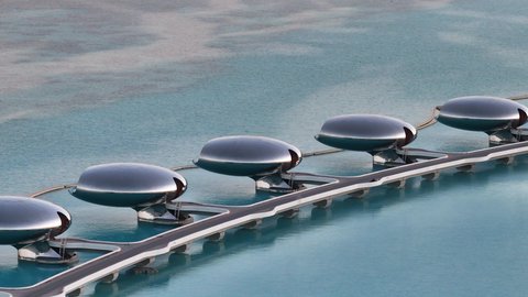 أماكن لجذب السياح من مختلف البلدان وقضاء عطلة صيفية ممتعه، المنظر الطبيعي المتميز في البحر الاحمر, معالم ساحلية سياحية في مدينة جدة, تصوير درون جوي لشاطئ البحر في جزيرة شيبارة في المملكه العربيه السعوديه,  خلفية الطبيعه