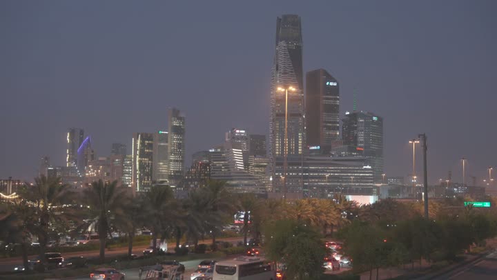 النمو والتطور العمراني في السعودية، الفن الهندسي المعماري للمباني وناطحات السحاب المشهورة في المملكة، تحقيق النهضة الاقتصادية والتجارية، الأبراج المالية في مدينة الرياض، مركز الملك عبد الله المالي (كافد)