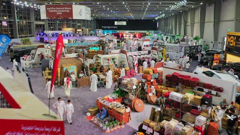 معرض الصقور والصيد السعودي الدولي، أضخم معرض للصقور والصيد ومستلزماتها في الرياض، معارض وفعاليات ثقافية ترفيهية للتعريف بالتراث السعودي العريق، إبراز أهمية الطيور الجارحة في تاريخ السعودية.