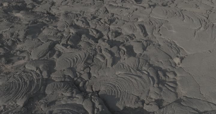 Landmarks of Medina, the mountains and volcanic craters in the Khaybar Lava Field, natural volcanic fields, a destination for tourists and earth scientists, natural places in the Kingdom of Saudi Arabia.