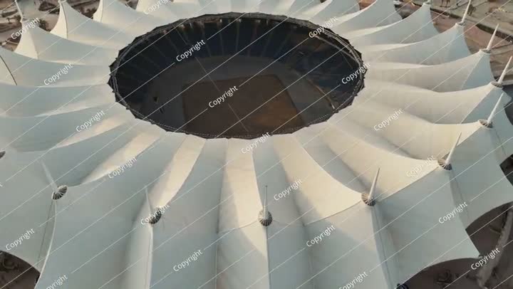 منظر جوي لملعب الرياض عند شروق الشمس