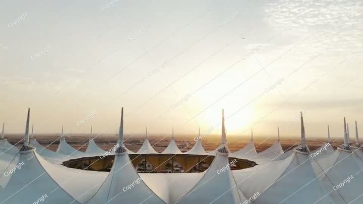 منظر جوي لملعب الرياض عند شروق الشمس