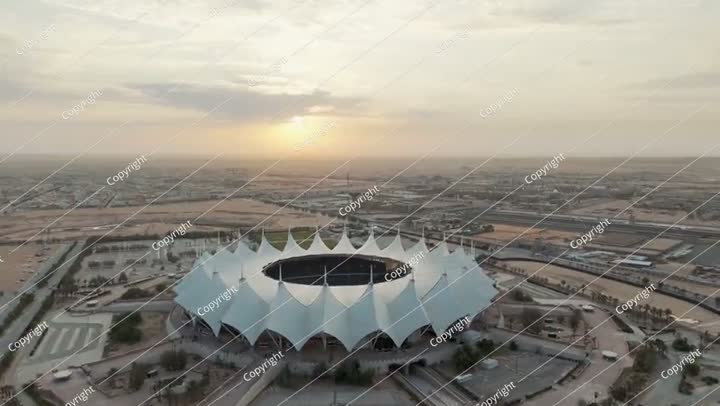 منظر جوي لملعب الرياض عند شروق الشمس