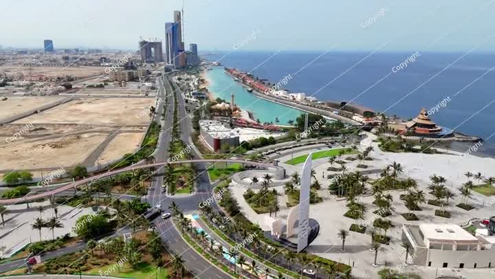 جدة: منظر جوي لمدينة جدة في المملكة العربية السعودية، أفق الواجهة البحرية