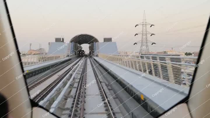 عرض رحلة مترو الرياض في المملكة العربية السعودية