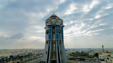 التطور العمراني في عسير، الطابع الحضاري المتطور ، خزان مياه فى خميس مشيط ، البنية التحتية الحديثة بالمملكة العربية السعودية