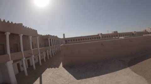 الفن الهندسي المعماري لقصور المملكة، تصوير من الداخل لقصر القشلة في مدينة حائل، معالم اثرية تاريخية قديمة، مبنى على طراز المدرسة النجدية، اماكن سياحية في السعودية