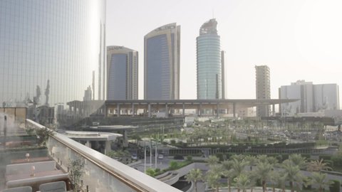 التطور المعماري والهندسي في الممكلة، كافيهات ومطاعم لتقديم المأكولات الشهية، مدن ومعالم ترفيهية في المملكة العربية السعودية، التسلية والترفيه , جذب واستقطاب السياح من جميع أنحاء العالم، السياحة في المملكة العربية السعودية، خلفية ابراج وناطحات السحاب