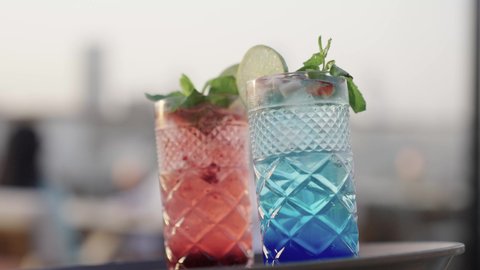 الموخيتو والموهيتو في الكافيهات،عطلة صيفية , كافيهات ومطاعم لتقديم المأكولات الشهية، مدن ومعالم ترفيهية في المملكة العربية السعودية، التسلية والترفيه , جذب واستقطاب السياح من جميع أنحاء العالم، السياحة في السعودية، الواجهة السياحية المشهورة في العاصمة