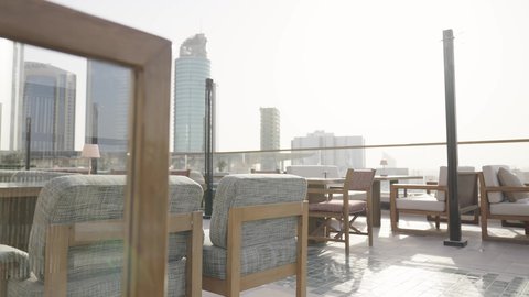 التسلية والترفيه , جذب واستقطاب السياح من جميع أنحاء العالم، عطلة صيفية , السياحة في السعودية، مدن ومعالم ترفيهية في المملكة العربية السعودية، استخدتم مراوح رذاذ لترطيب الجو، الواجهة السياحية المشهورة في العاصمة، كافيهات ومطاعم لتقديم المأكولات الشهية