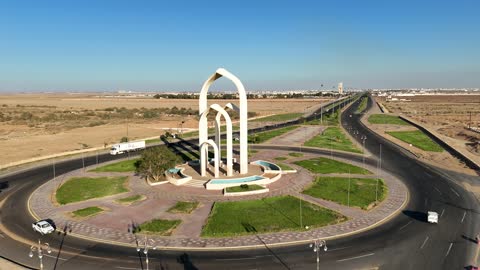 One of the most prominent landmarks in the city of Tabuk in the Kingdom of Saudi Arabia is the Northern Gate, a square on the international road leading to Jordan. It is the first sight that greets those coming from this road, with its architectural design that combines elements of the local environment and cultural heritage.