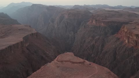 1764144914FBPo3W032r