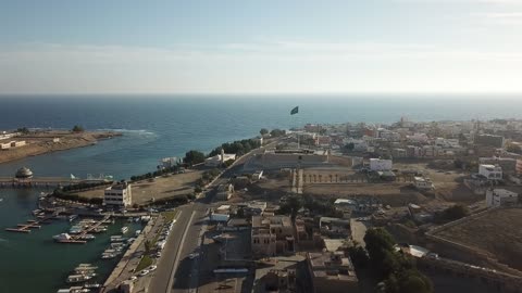 التصميم والفن المعماري بالطراز الهندسي القديم، قلعة الملك عبد العزيزالتاريخية  ، معلم تاريخي اثري ، معالم سياحيه تراثيه مشهورة, موقع استراتيجي هام في مدينة تبوك في المملكه العربيه السعوديه ، تصوير درون لقلعة ضباء في مدينة تبوك