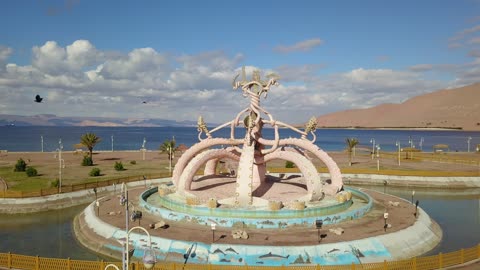 معالم وأماكن مشهورة للتنزه والترفيه في السعودية، منتزه الامير فهد بن سلطان ، فعاليات وأنشطة ترفيهية في الحدائق والمتنزهات العائلية، تصوير درون لمنتزه الامير فهد بن سلطان في تبوك ، الاهتمام بزراعة الأشجار والنباتات الخضراء.