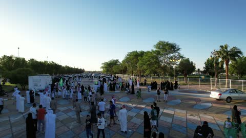 احتفالات ومهرجانات في المملكة العربية السعودية, الاحتفال بذكرى اليوم الوطني السعودي 23 سبتمبر، تجمع الناس واقامة فعاليات احتفالية في المنتزهات والحدائق والأماكن العامة , الأعياد والمناسبات الوطنية السعيدة