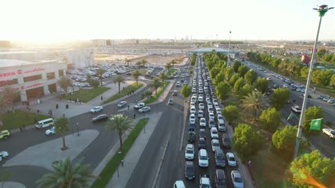 The traffic movement of cars in the streets of the Kingdom, celebrations and festivals in the Kingdom of Saudi Arabia, the celebration of the Saudi National Day on September 23, organizing festive events in parks and public places, happy holidays and national occasions.