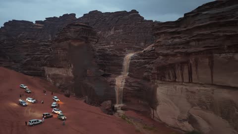 The peaks and mountain heights, the rock formations in the Jeddah area in the northwest of the Kingdom of Saudi Arabia, the NEOM tourism project, natural landscapes of golden sands, floods and waterfalls, and the cold winter winds, are tourist attractions in the Kingdom of Saudi Arabia.