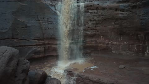 The peaks and mountain heights, the rock formations in the Jeddah area in the northwest of the Kingdom of Saudi Arabia, the NEOM tourism project, natural landscapes of golden sands, floods and waterfalls, and the cold winter winds, are tourist attractions in the Kingdom of Saudi Arabia.