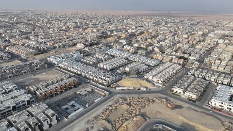 مجمعات فلل ومنازل راقية، الفن الهندسي المعماري على الطراز الحديث في المملكة العربية السعودية، تصوير درون لحي النرجس الراقي والمتميز في شمال مدينة الرياض، موقع استراتيجي متميز وحيوي