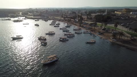 الطبيعة والمناظر البحرية, مناطق ساحلية في المملكة العربية السعودية, أماكن سياحية ترفيهيه, مياه بحر شرما مع الرمال, قيال ، نيوم ، مفهوم السياحة السعودية