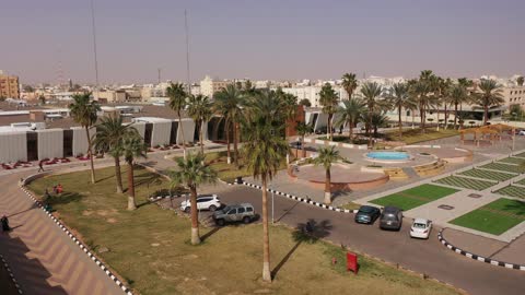 المباني المتطورة لتقديم الخدمات والعناية الصحية للمرضى, مستشفى الملك خالد , التطور والتقدم العمراني في مدينة تبوك , الفن الهندسي المعماري على الطراز الحديث والمتطور لبناء المنشآت والمراكز الطبية