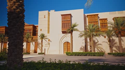 تصميم معماري عربي و إسلامي قديم، البيوت الأثرية في البلد التاريخي في جدة, أماكن سياحية تراثية شعبية في المملكة العربية السعودية، المعالم التاريخية في حي البلد، الرواشين القديمه في المدينة التاريخية في جدة