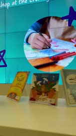 مكتبة وكتب في يوم التطوع، مناسبة لشكر المتطوعين على جهودهم والتوعية بمساهماتهم في المجتمع، المملكة العربية السعودية، يوم التطوع العالمي 2025 في مركز الملك عبد العزيز الثقافي العالمي (إثراء)، زيادة الوعي العام حول أهمية العمل التطوعي في التنمية الاجتماعية