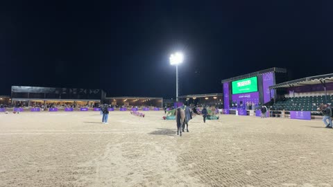 التدرب على ركوب الخيل في فعاليات القفز، مناسبة لشكر المتطوعين على جهودهم والتوعية بمساهماتهم في المجتمع، المملكة العربية السعودية، يوم التطوع العالمي 2025 في مركز الملك عبد العزيز الثقافي العالمي (إثراء)، زيادة الوعي العام حول أهمية العمل التطوعي في التنمية الاجتماعية