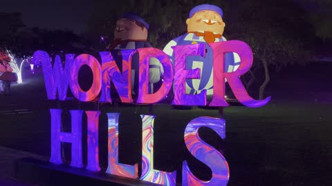The interactive tourist interface for families and visitors, the illuminated sculptures at the Wonders Hills Festival 2025 in Jubail Industrial City in the Eastern Province, diverse entertainment and educational activities, innovative light shows for families and visitors.