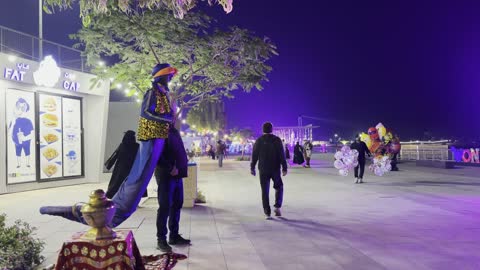 شخصيات كرتونية بإطلالة فنية متحركة ، عروض تفاعلية ضوئية مبتكرة للعائلات والزوار، أنشطة ترفيهية وتعليمية متنوعة ، فعاليات مهرجان تلال العجائب 2025 بمدينة الجبيل الصناعية بالمنطقة الشرقية ، وجهة سياحية للعائلات والزوار