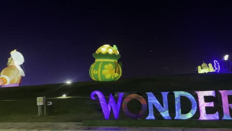 وجهة سياحية للعائلات والزوار ، المجسمات المضيئة فى مهرجان تلال العجائب 2025 بمدينة الجبيل الصناعية بالمنطقة الشرقية، فعاليات ترفيهية وتعليمية متنوعة ، عروض تفاعلية ضوئية مبتكرة