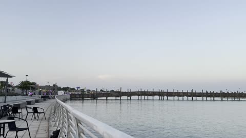 الواجهة البحرية السياحية فى فعاليات مهرجان تلال العجائب 2025 بمدينة الجبيل الصناعية بالمنطقة الشرقية ، كورنيش الجبيل،  عروض تفاعلية ضوئية مبتكرة ، أنشطة ترفيهية متنوعة ،معالم سياحية مشهورة