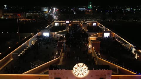 Visitors flocked to the popular celebration, drone footage of the founding ceremony of the first Saudi state on February 22 in the city of Tabuk, Saudi National Day on September 23, the day we began in 1727, wearing traditional folk attire.
