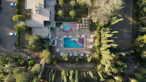 توفير غذاء صحي وطازج للسوق المحلي والإقليمي والدولي، تصوير درون لمزارع شركة استرا الزراعية في مدينة تبوك، التميز الزراعي في المملكة العربية السعودية