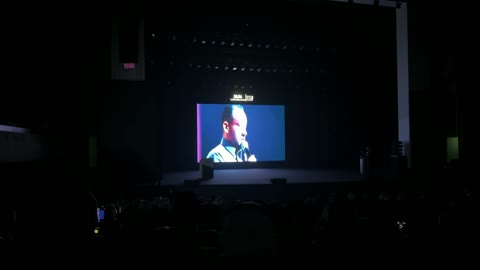 A theatrical performance at the closing of the Riyadh Theater Festival at the Princess Nourah bint Abdulrahman Theater in Riyadh on December 24, 2025, celebrating the stars of Saudi theater, a major artistic celebration, an exceptional night honoring art and beauty, and recognizing Saudi theatrical talents.