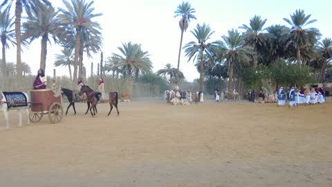 Showcasing the life journey of the Babylonian king, the Mamalik event in the province of Tayma, the royal history of the ancient city of Tayma, the festival of ancient kingdoms, presenting a theatrical performance, preserving the historical heritage, wearing traditional old attire.