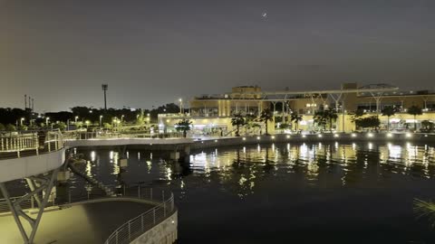 وجهة ترفيهية عصرية لكورنيش الجبيل  ، مجمع ذا موف بمدينة الجبيل الصناعية  في المنطقة الشرقية يوم 24 من ديسمبر 2025 ، معلم ترفيهي وتجاري متكامل، مقاهي ومطاعم للعائلات والشباب، أجواء نابضة بالحياة