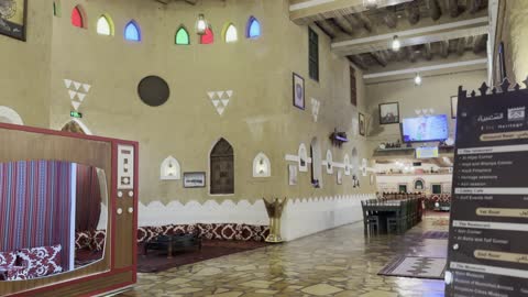 مطعم القرية الشعبية فى مدينة الدمام يوم 29 من ديسمبر 2025، المملكة العربية السعودية، فعالية تراثية بطابع شعبي أصيل، القرية العالمية بالدمام،  تجربة ثقافية وسياحية للعائلات والزوار،  أصالة التراث العمراني السعودي