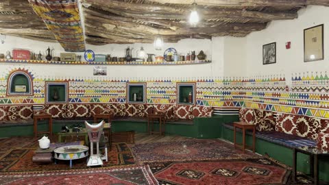 جلسات عربيه اصيلة فى القرية الشعبية فى مدينة الدمام يوم 29 من ديسمبر 2025، المملكة العربية السعودية،  القرية العالمية بالدمام،  تجربة ثقافية وسياحية للعائلات والزوار، فعالية تراثية بطابع شعبي أصيل، التراث العمراني السعودي