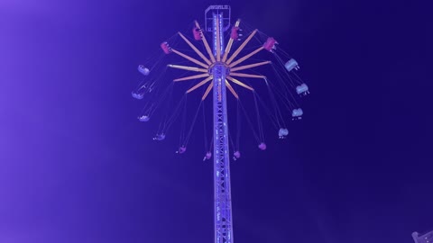 Entertainment games and interactive experiences, live shows and fun lights, Jeddah Season events, areas dedicated to families and children, Winter Wonderland in the Al-Shatea neighborhood in Jeddah, Saudi Arabia on December 19, 2025, festive snowy atmosphere.