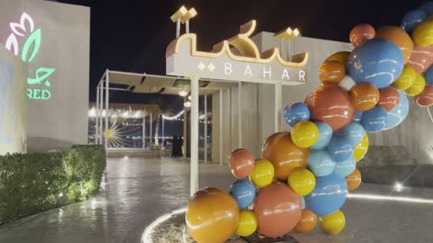 A recreational destination overlooking the beach in Dammam, famous tourist attractions, the tourist waterfront in the Kingdom of Saudi Arabia in the city of Jubail Industrial, Jubail Corniche, a café and a place with innovative lights.