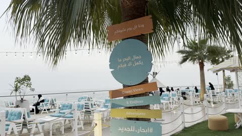Global food options, diverse outdoor seating, the tourist waterfront in the Kingdom of Saudi Arabia in the city of Jubail Industrial on December 28, 2025, a collection of restaurants and cafes overlooking the sea, Jubail Corniche, famous tourist attractions.