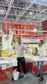 أجواء المحمصة المصرية المشاركة في المعرض، مبنى مركز جدة الدولي للمعارض والمؤتمرات، معرض المنتجات العربية والعالمية من 19 ديسمبر 2025 إلى 3 يناير 2026 في مدينة جدة في المملكة العربية السعودية، تجربة تسوق عالمية وتجمع دولي ضخم