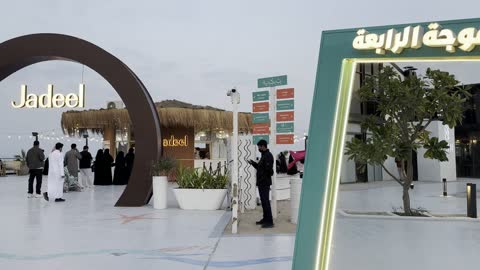 An outdoor place on the beach, the tourist waterfront in the Kingdom of Saudi Arabia in the city of Jubail Industrial, December 28, 2025, a group of restaurants and cafes overlooking the sea, Jubail Corniche, famous tourist attractions.